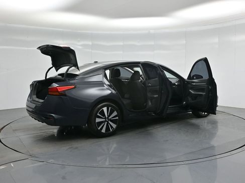 Used 2022 Nissan Altima 2.5 SV image 6