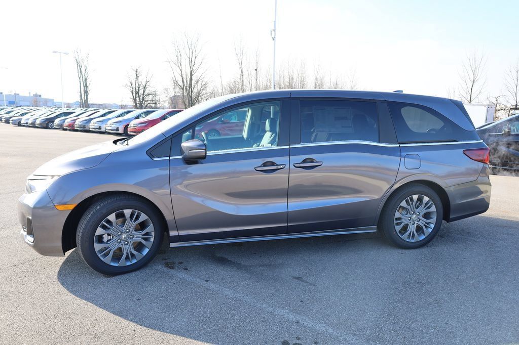 New 2027 Honda Odyssey Touring image 8