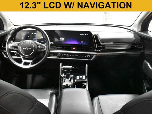 Used 2024 Kia Sportage EX FWD image 2