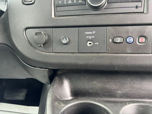 Used 2020 Chevrolet Express 2500 w/ Driver Convenience Package image 23