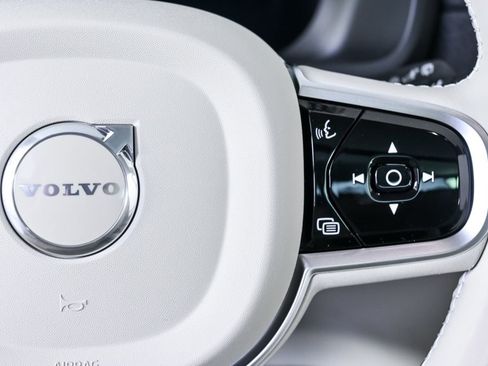 New 2026 Volvo XC90 B6 Ultra w/ Protection Package AWD/4WD image 11