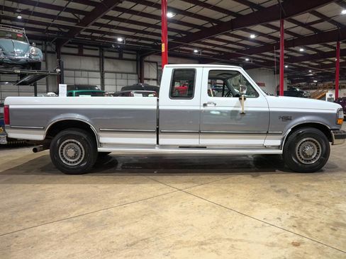 Used 1994 Ford F250 2WD SuperCab image 10