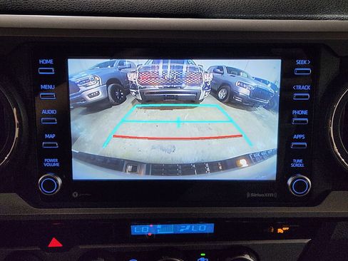 Used 2023 Toyota Tacoma SR5 w/ Technology Package image 39