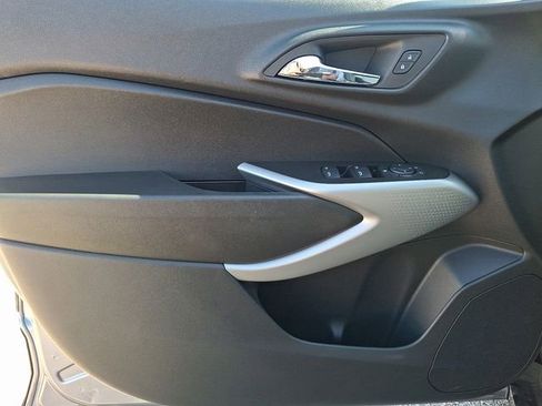 Certified 2024 Chevrolet Trax RS w/ Driver Confidence Package image 13