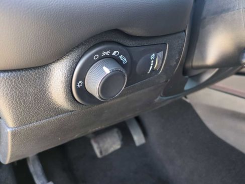 Used 2024 Dodge Durango GT image 36