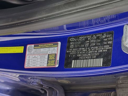 Used 2021 Hyundai Elantra SEL w/ Convenience Package image 29