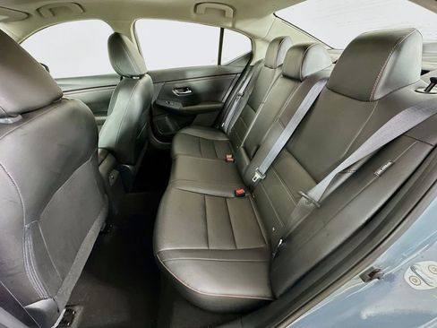 Used 2024 Nissan Sentra SR w/ SR Premium Package image 32