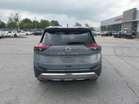 Used 2021 Nissan Rogue Platinum AWD/4WD image 6