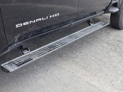 New 2026 GMC Sierra 2500 Denali w/ Denali Reserve Package image 10