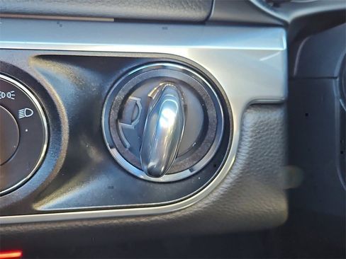 Certified 2025 Porsche 718 Boxster image 26