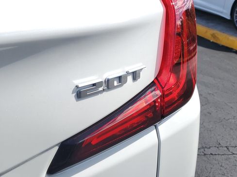 Used 2019 Cadillac XT4 Luxury image 28