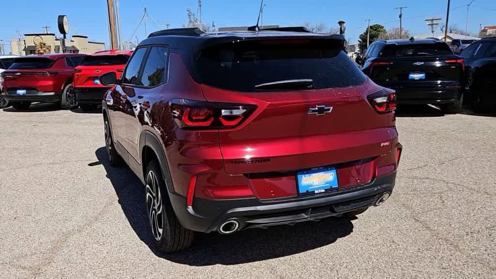 Used 2025 Chevrolet TrailBlazer RS w/ Convenience Package FWD image 6