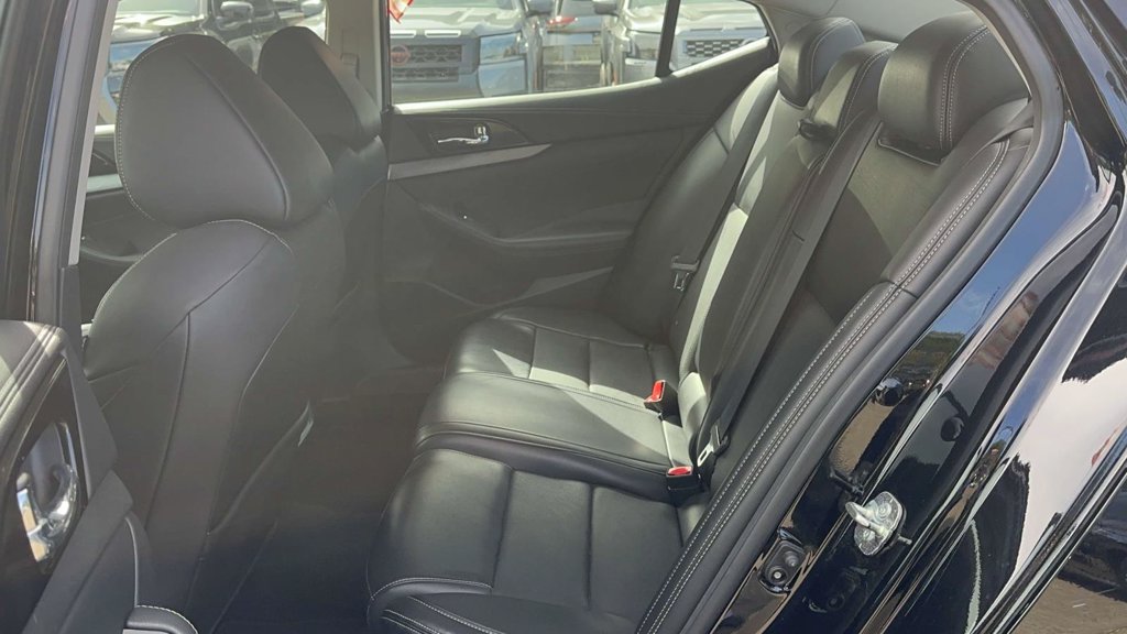 Used 2018 Nissan Maxima 3.5 SL FWD image 14