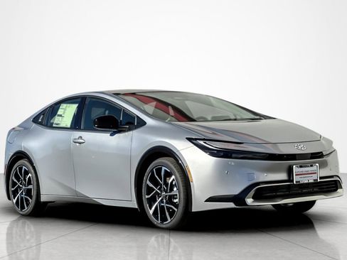 New 2026 Toyota Prius Plug-In Hybrid image 7