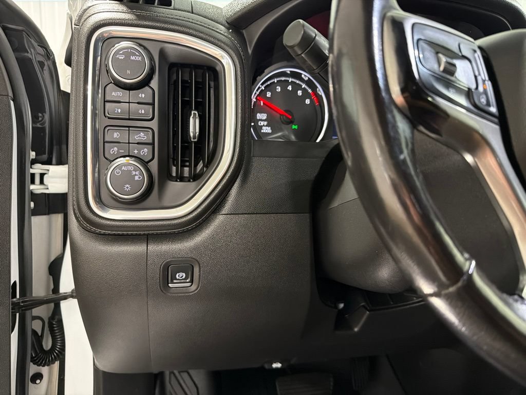 Certified 2020 Chevrolet Silverado 1500 RST w/ All-Star Edition AWD/4WD image 35
