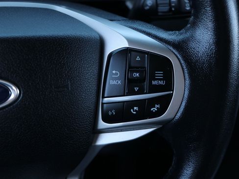 Used 2021 Ford Explorer XLT w/ Equipment Group 202A image 19