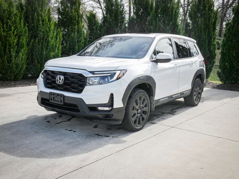 Used 2023 Honda Passport EX-L image 5