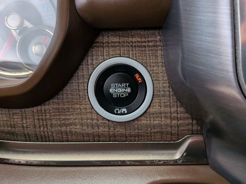 Used 2019 RAM 1500 Limited image 28