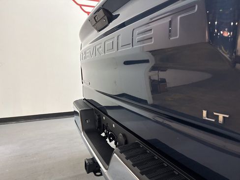 Used 2019 Chevrolet Silverado 1500 LT w/ All-Star Edition image 11