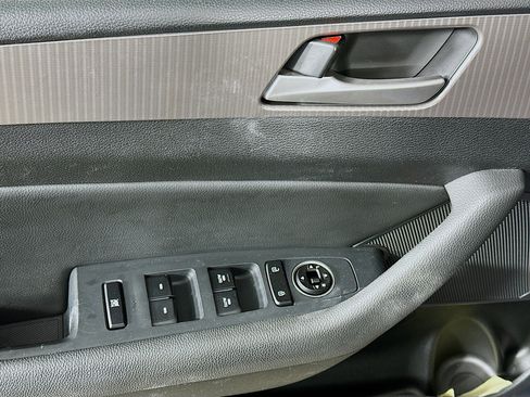 Used 2018 Hyundai Sonata Sport image 15