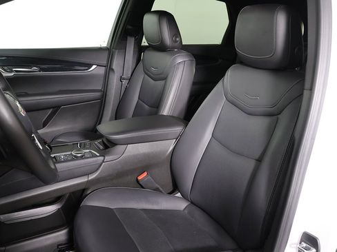 Used 2023 Cadillac XT5 Premium Luxury image 28