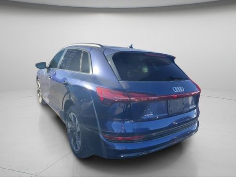 Used 2021 Audi e-tron Premium w/ Convenience Plus Package AWD/4WD image 11