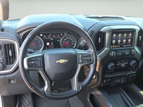 Used 2021 Chevrolet Silverado 2500 LTZ w/ LTZ Premium Package image 11