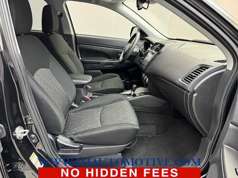 Used 2025 Mitsubishi Outlander Sport ES AWD/4WD image 19