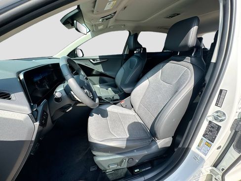 Used 2023 Kia Niro Wave FWD image 25