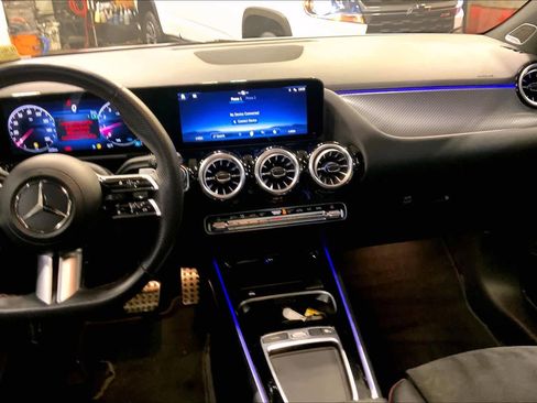 Used 2024 Mercedes-Benz GLA 250 GLA 250 image 7