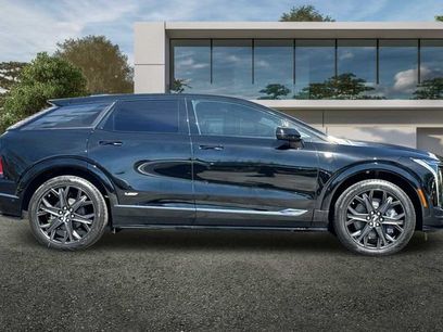 New 2026 Cadillac Optiq V w/ LPO, Floor Liner Package