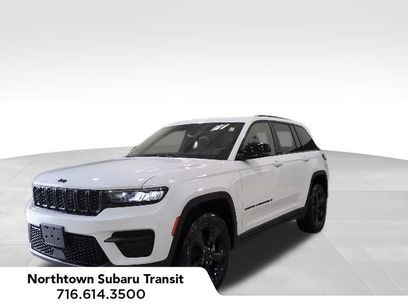 Used 2023 Jeep Grand Cherokee Altitude