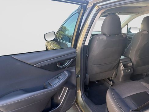 Used 2021 Subaru Outback Premium AWD/4WD image 14
