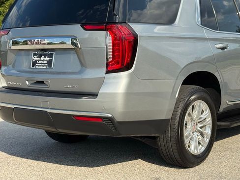 Used 2024 GMC Yukon SLT image 15