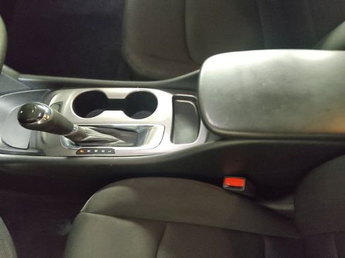 Used 2020 Chevrolet Malibu LS FWD image 26