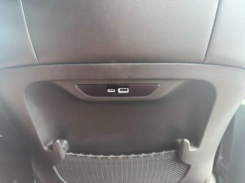 New 2027 Chrysler Pacifica Select FWD image 12