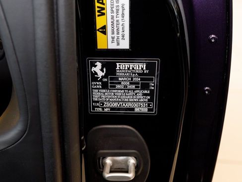 Used 2024 Ferrari Purosangue image 26