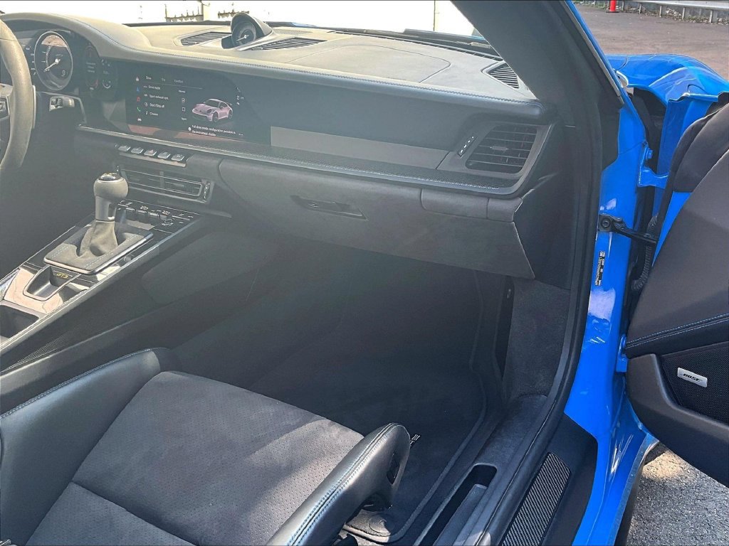 Certified 2022 Porsche 911 GT3 RWD image 17