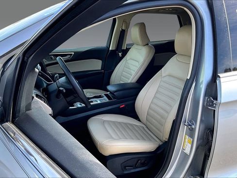 Used 2024 Ford Edge SEL w/ Convenience Package AWD/4WD image 14