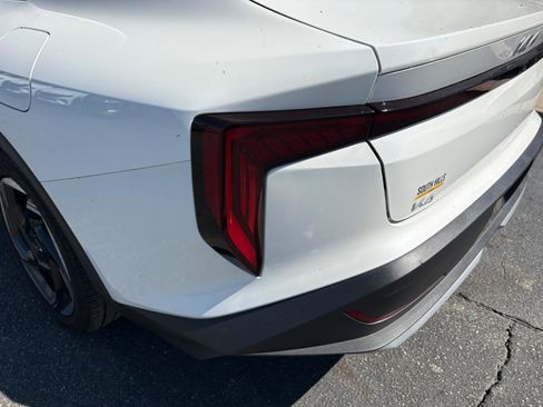 Used 2025 Kia K4 EX image 10