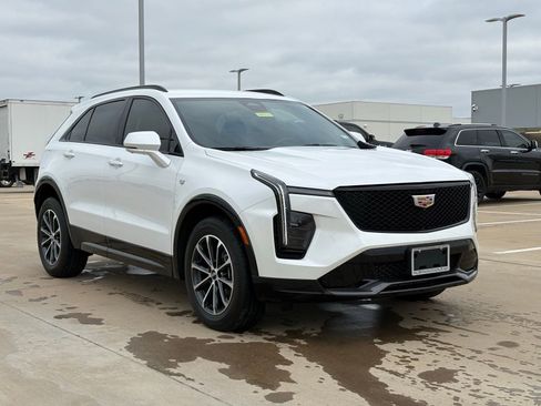 Certified 2025 Cadillac XT4 Sport w/ Cold Weather Package image 1