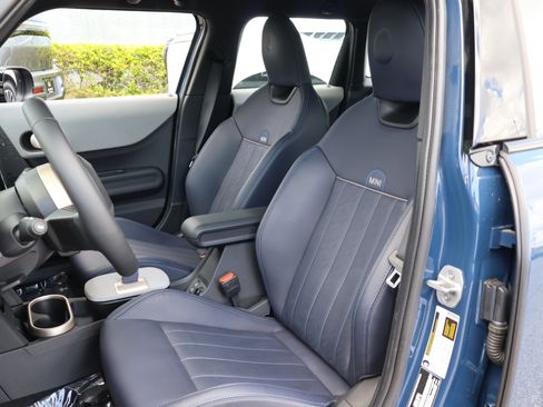 Used 2025 MINI Cooper S FWD image 2