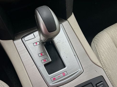 Used 2012 Subaru Outback 2.5i w/ Alloy Wheel Pkg image 23