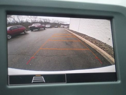 Used 2023 Chevrolet Equinox RS image 7