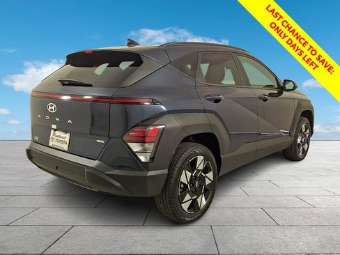 Certified 2025 Hyundai Kona SEL AWD/4WD image 8