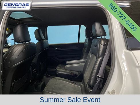 Used 2023 Jeep Grand Cherokee L Laredo AWD/4WD image 28
