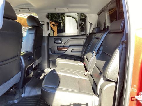 Used 2018 GMC Sierra 1500 SLT AWD/4WD image 17