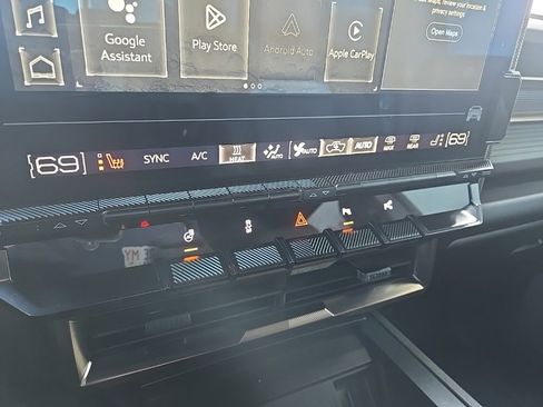 Used 2025 GMC Hummer EV 3X image 62