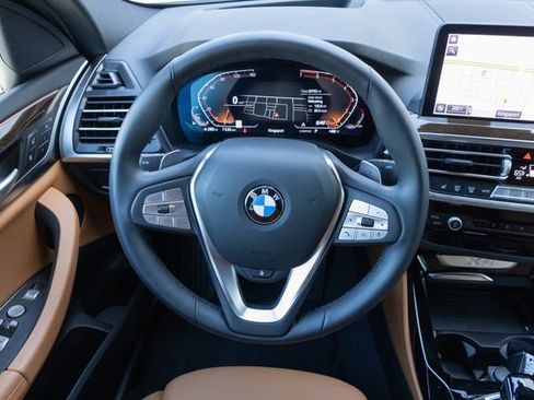 Certified 2025 BMW X4 xDrive30i AWD/4WD image 24