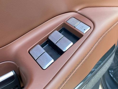 New 2026 Lincoln Navigator L Reserve AWD/4WD image 12